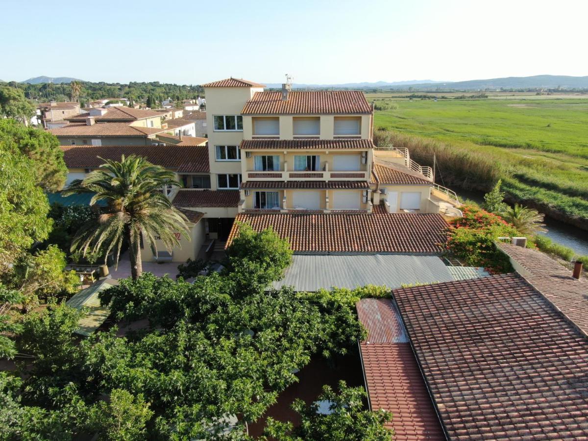 Hotel Riomar Sant Marti d'Empuries Dış mekan fotoğraf