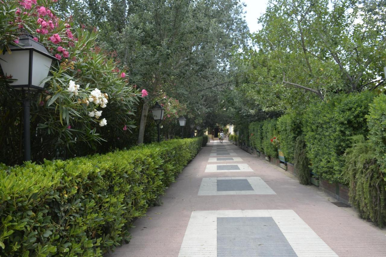 Hotel Riomar Sant Marti d'Empuries Dış mekan fotoğraf