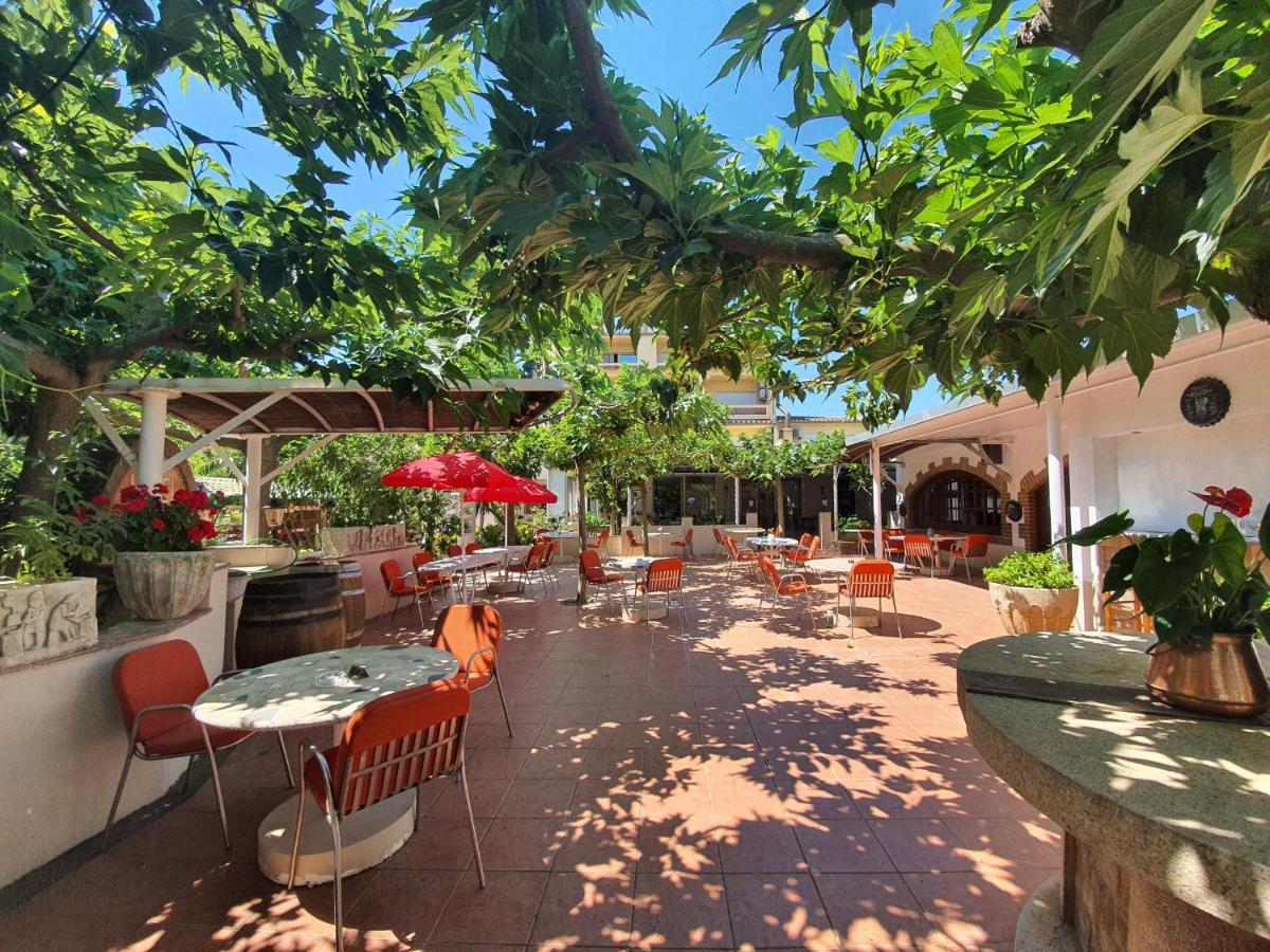 Hotel Riomar Sant Marti d'Empuries Dış mekan fotoğraf