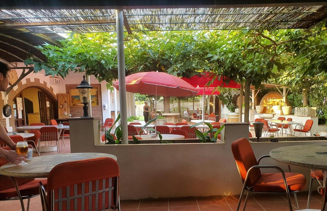 Hotel Riomar Sant Marti d'Empuries Dış mekan fotoğraf